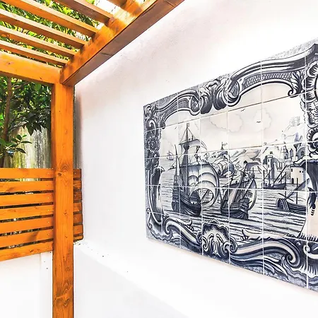 Apartment Santos Blue Tiles